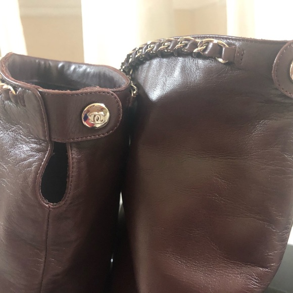 🆕 Chanel CC gorgeous cap toe long Boots 👢 - Picture 5 of 16